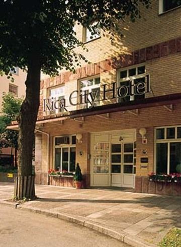 Elite Hotel,