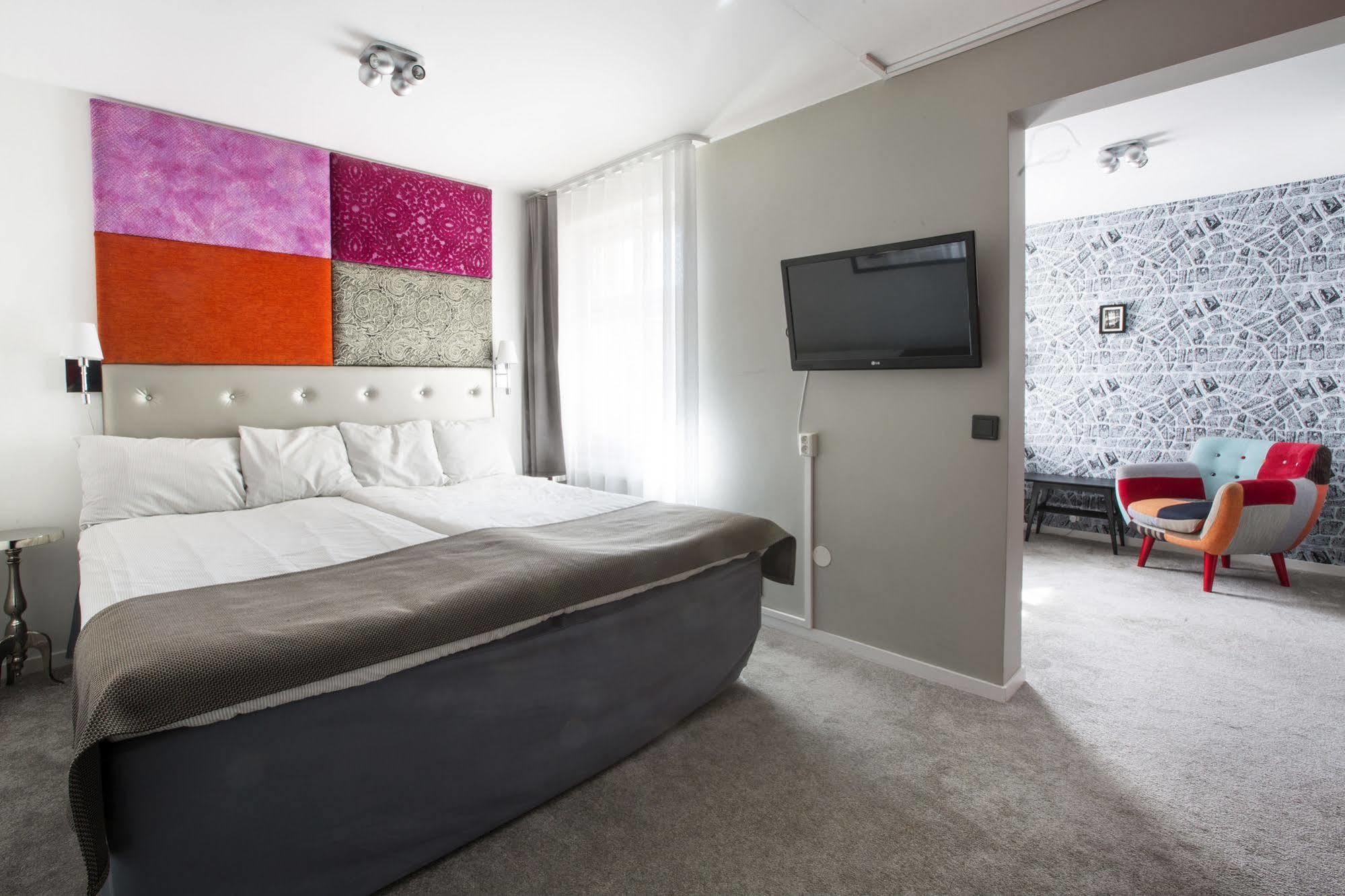 Elite Hotel, 4*